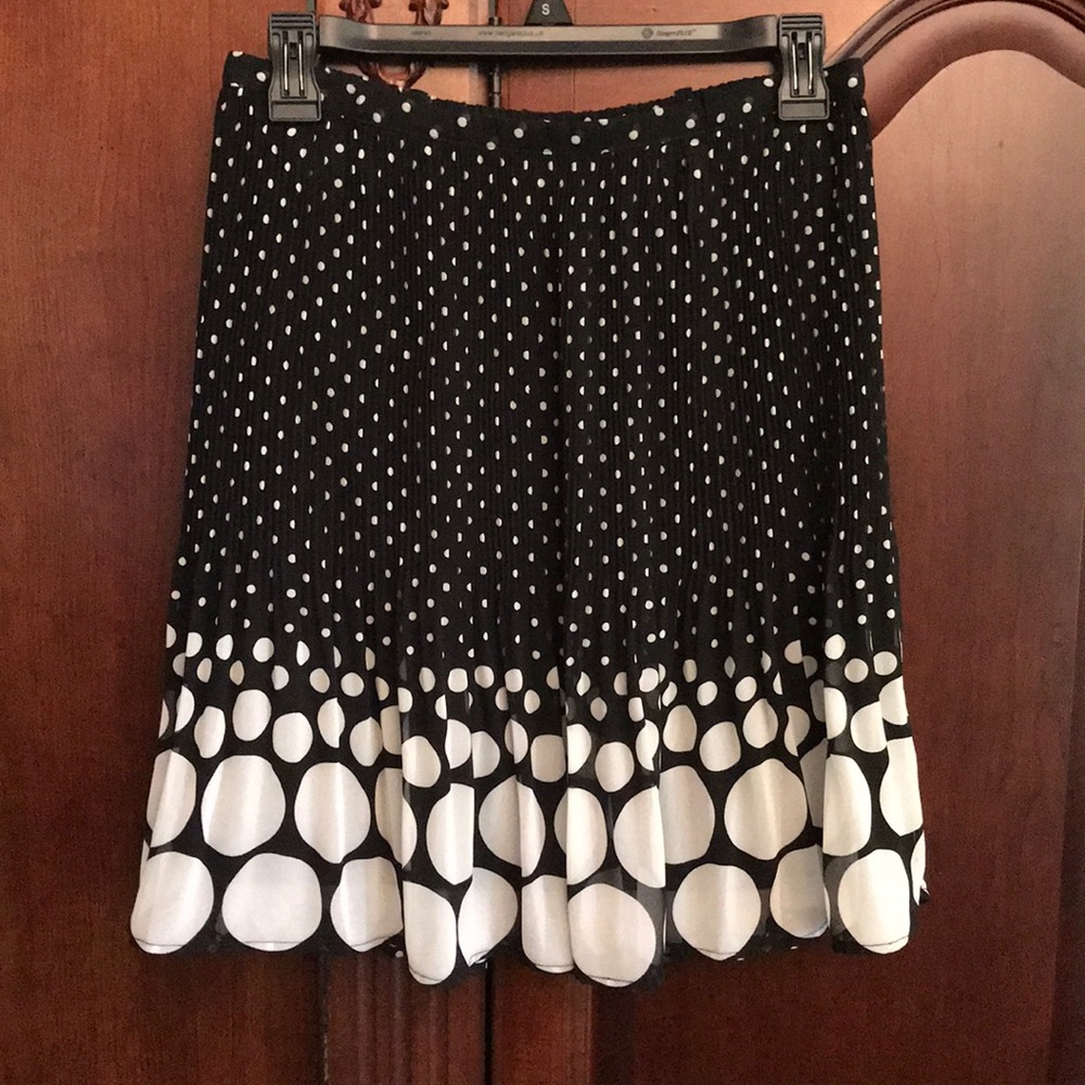 Pleated skirt